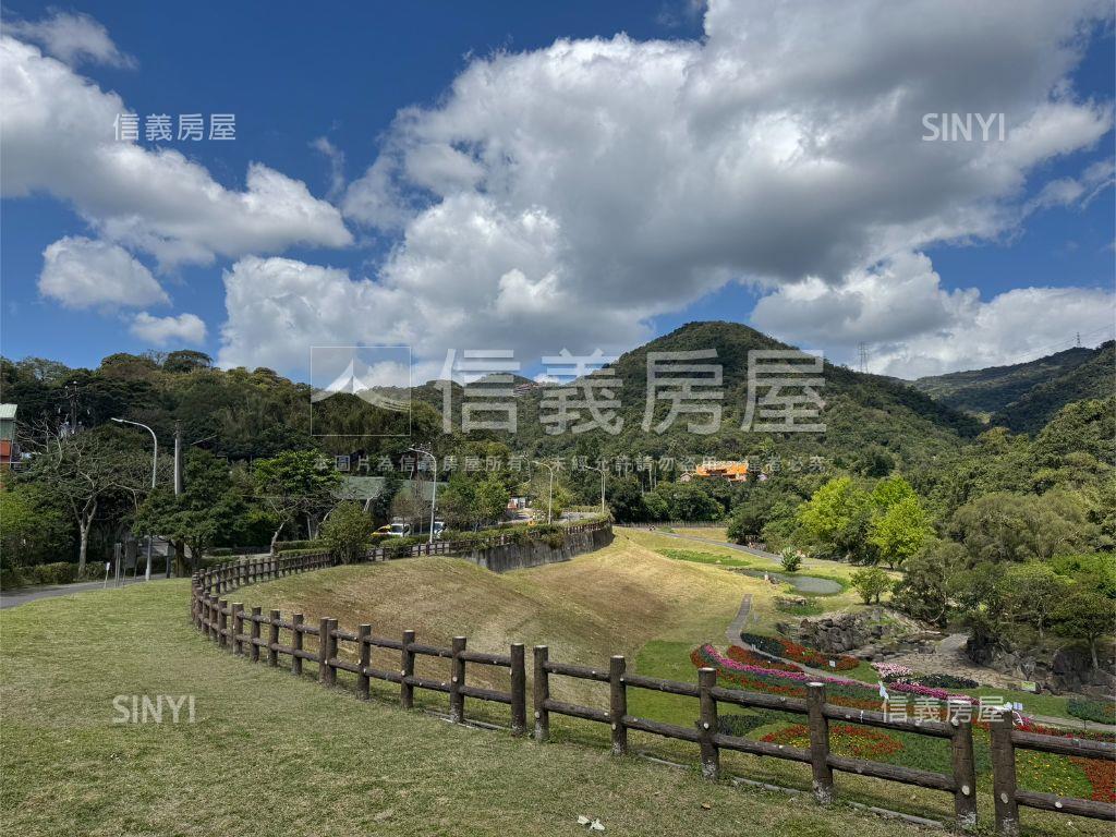 近捷運美裝潢一樓好停車房屋室內格局與周邊環境