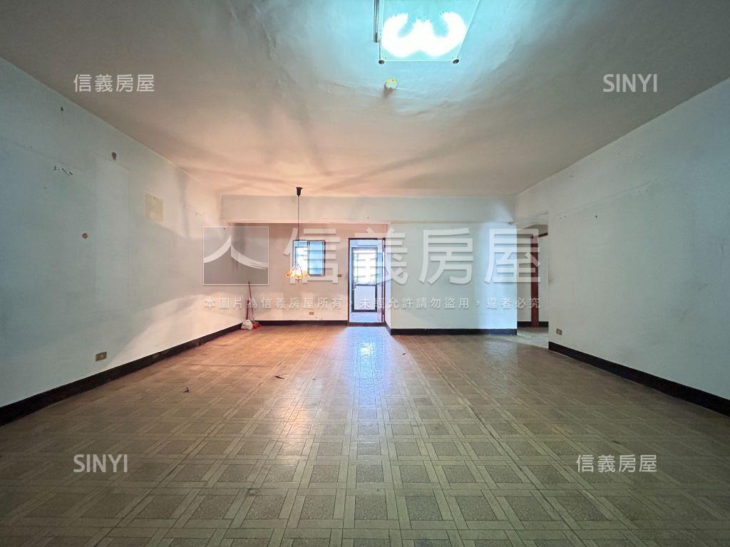 桃園車站電梯三房房屋室內格局與周邊環境