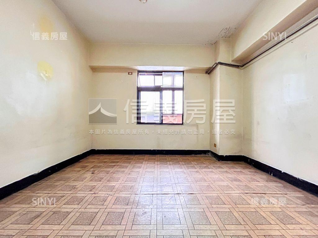 桃園車站電梯三房房屋室內格局與周邊環境