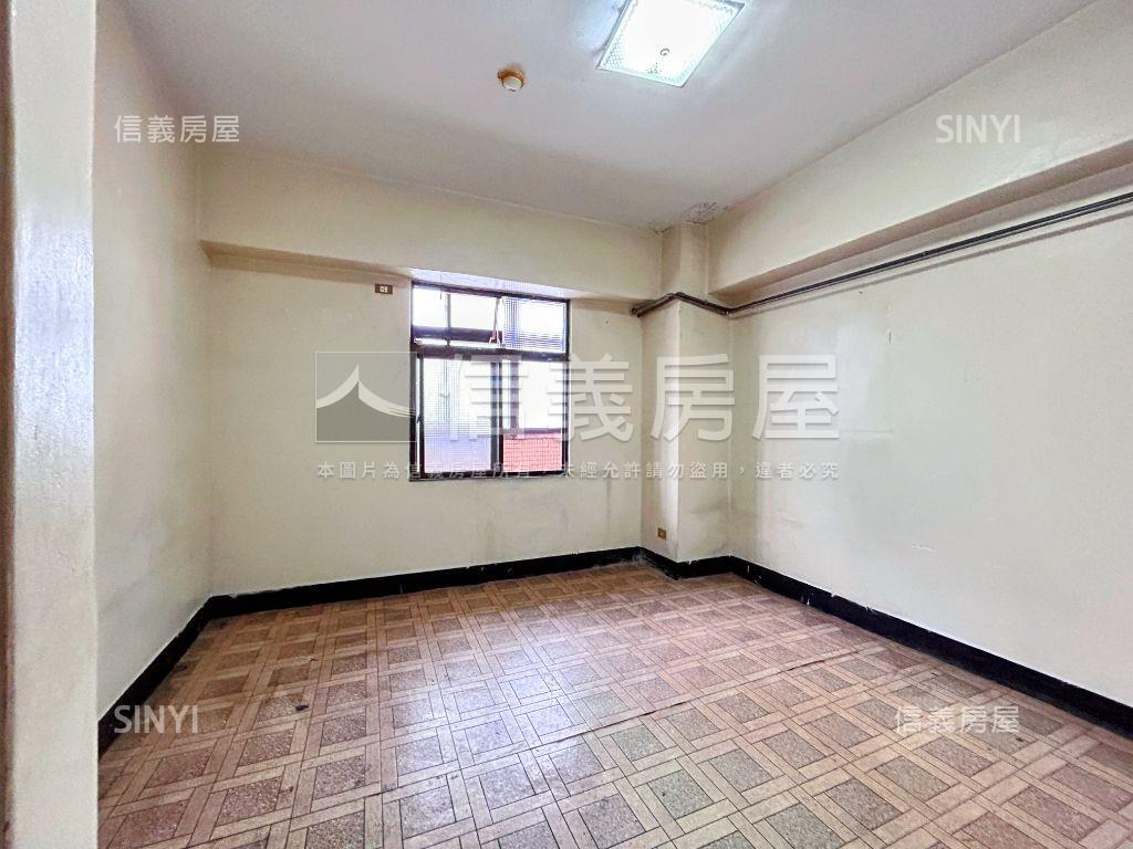 桃園車站電梯三房房屋室內格局與周邊環境