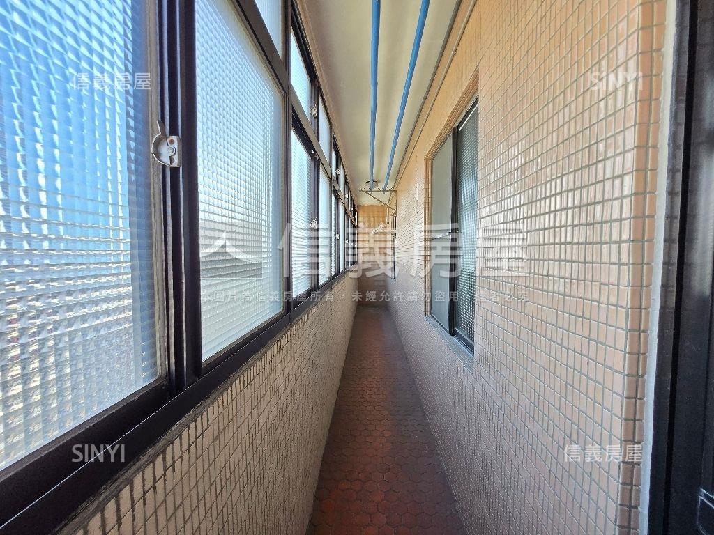 桃園車站電梯三房房屋室內格局與周邊環境