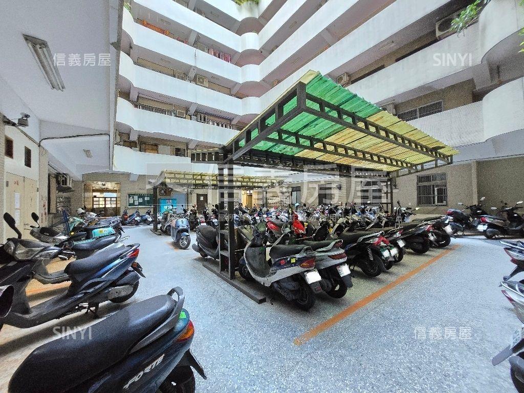 桃園車站電梯三房房屋室內格局與周邊環境