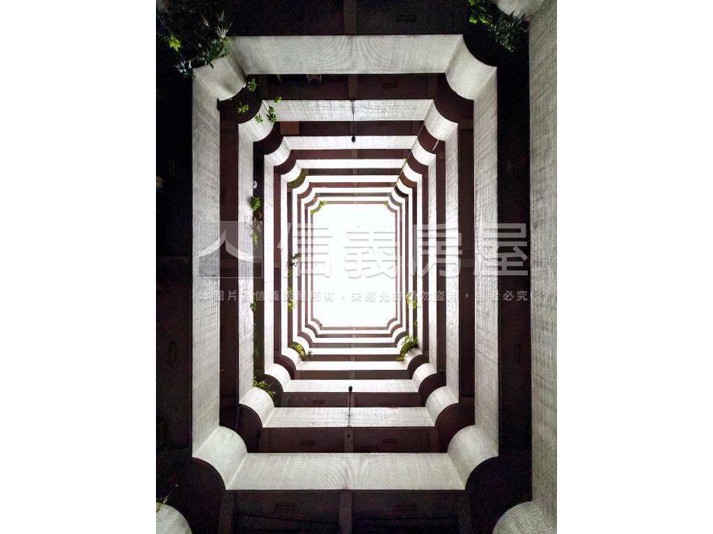 桃園車站電梯三房房屋室內格局與周邊環境