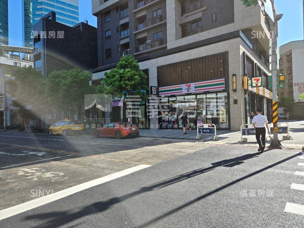 桃園車站電梯三房房屋室內格局與周邊環境