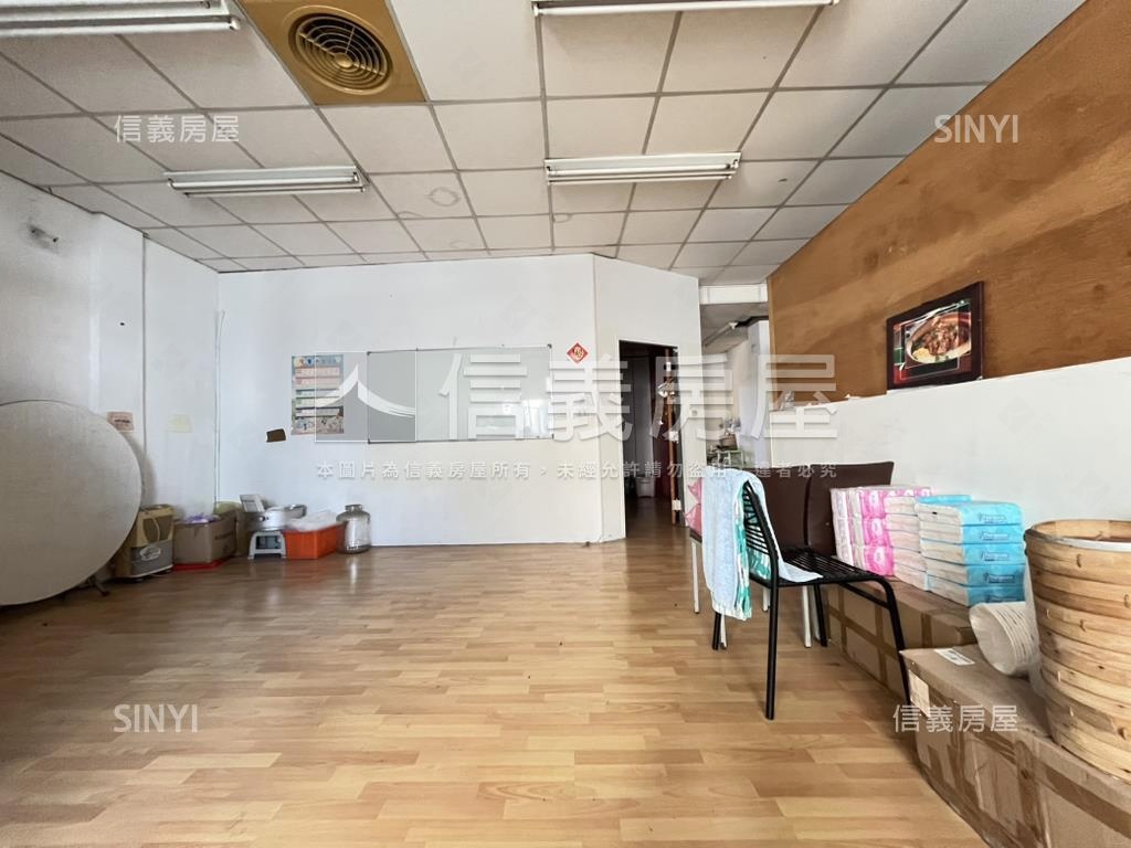 正健行路朝南大地坪店面房屋室內格局與周邊環境
