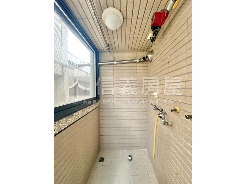 文心豐樂｜帝王戶兩房車位房屋室內格局與周邊環境