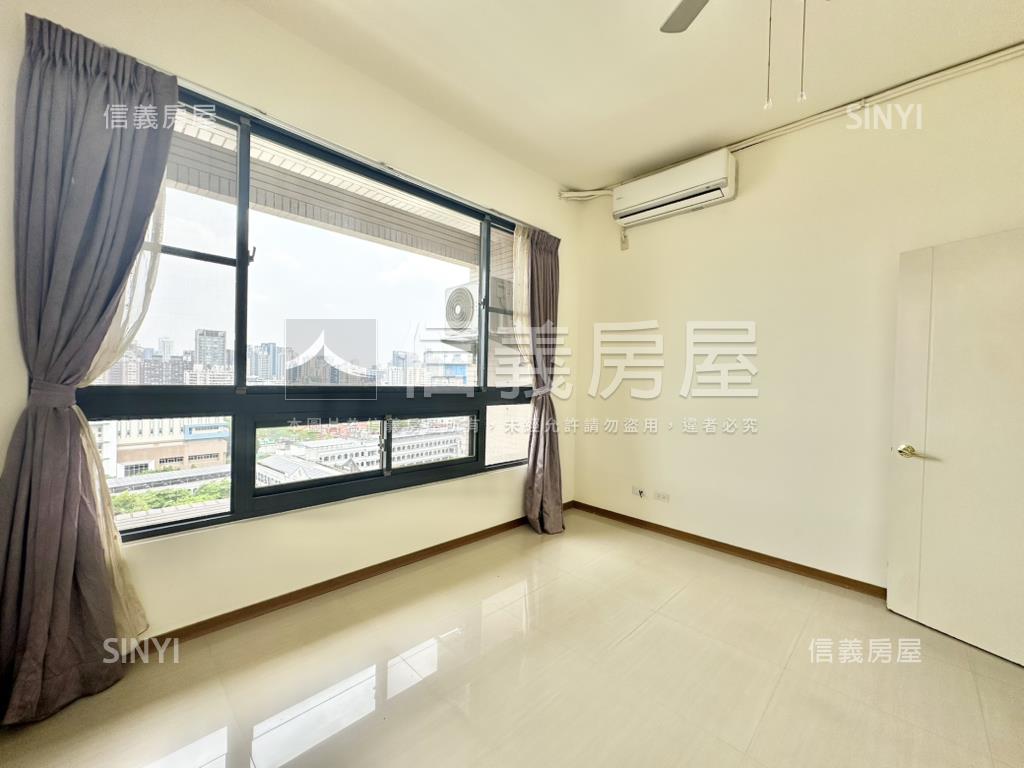 文心豐樂｜帝王戶兩房車位房屋室內格局與周邊環境