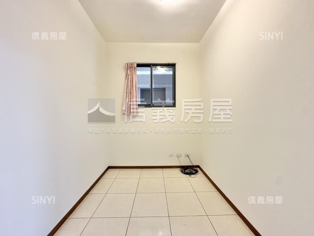 文心豐樂｜帝王戶兩房車位房屋室內格局與周邊環境