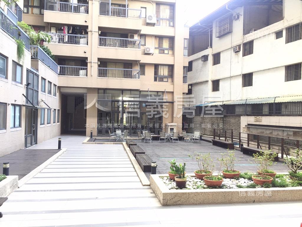 文心豐樂｜帝王戶兩房車位房屋室內格局與周邊環境