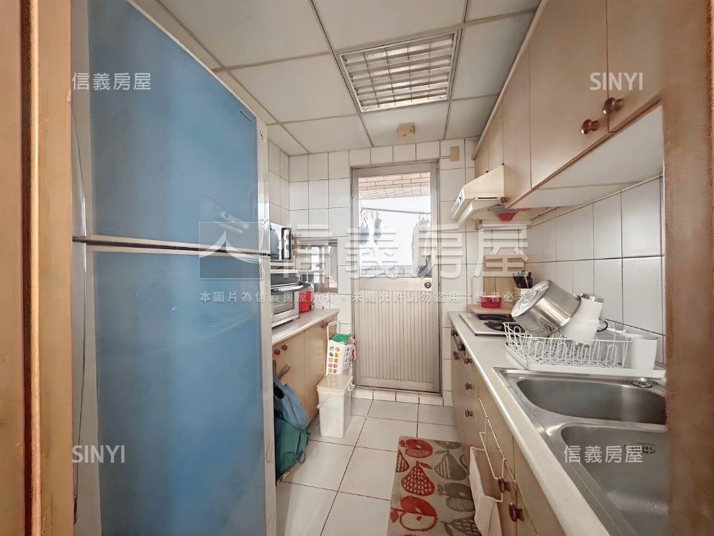 陸江京華景觀美三房房屋室內格局與周邊環境