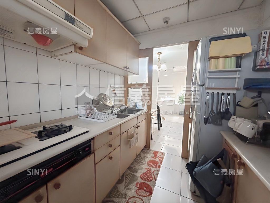 陸江京華景觀美三房房屋室內格局與周邊環境