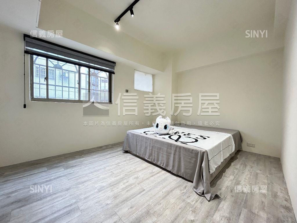 長億陽光三房機上車位讚房屋室內格局與周邊環境