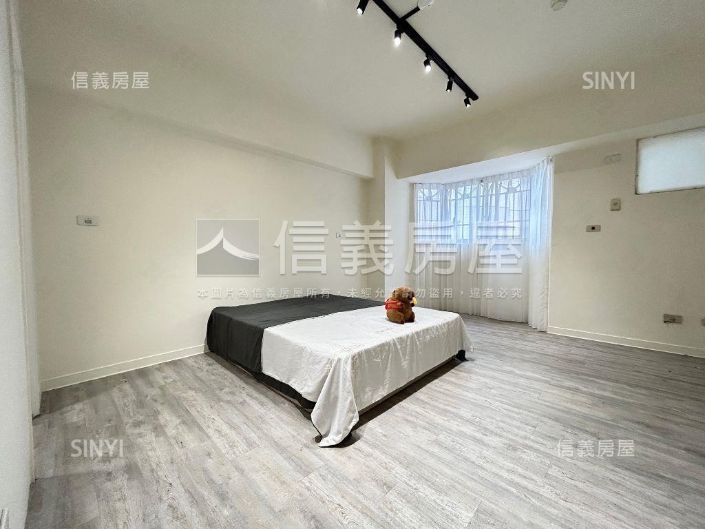 長億陽光三房機上車位讚房屋室內格局與周邊環境