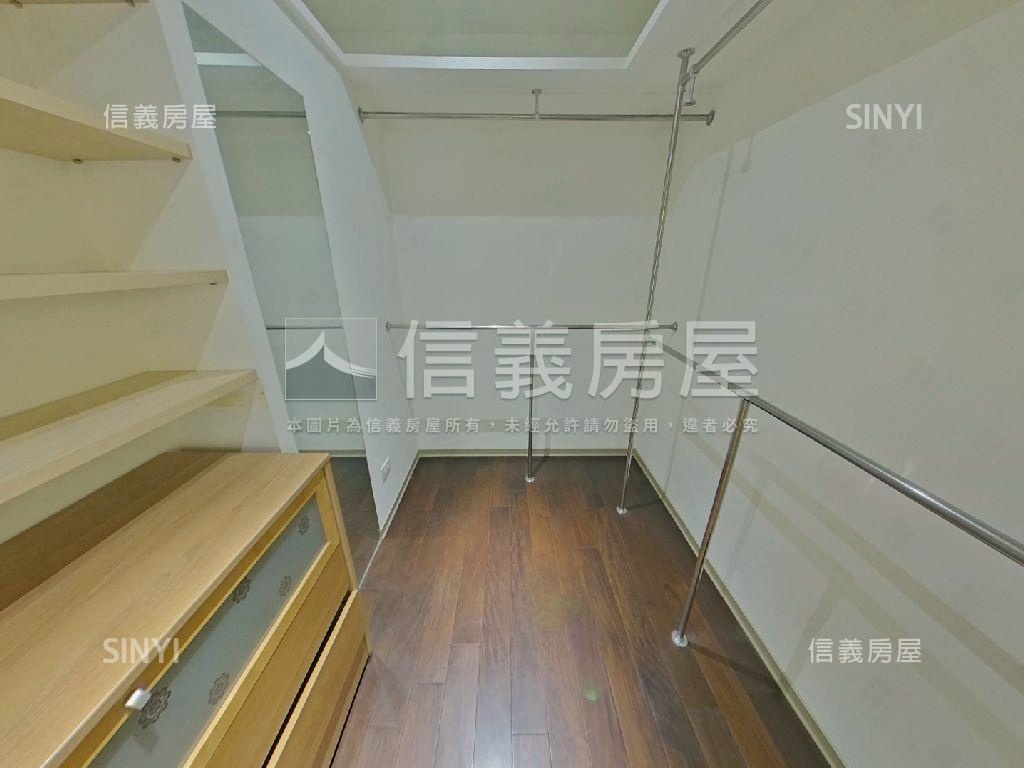 力麒樓中樓帝王美景雙車位房屋室內格局與周邊環境