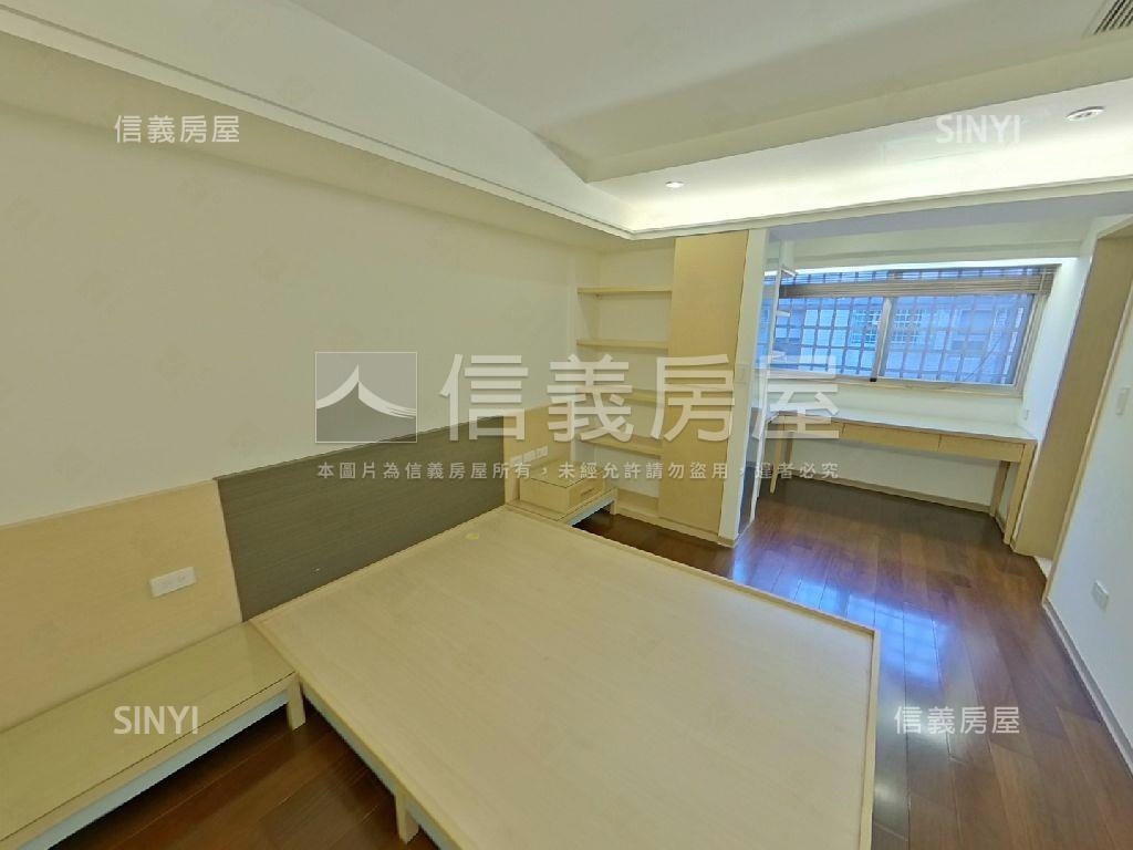 力麒樓中樓帝王美景雙車位房屋室內格局與周邊環境