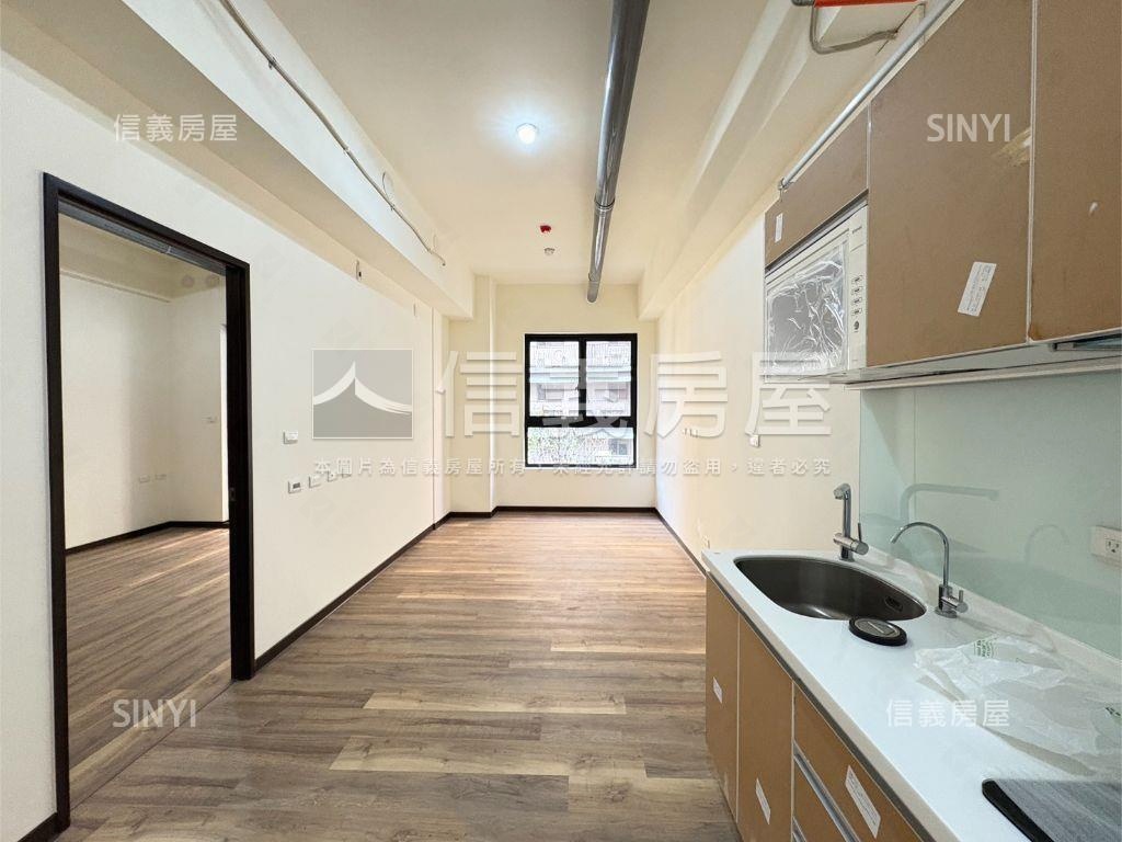 近Ｇ０９站全新落成小資宅房屋室內格局與周邊環境