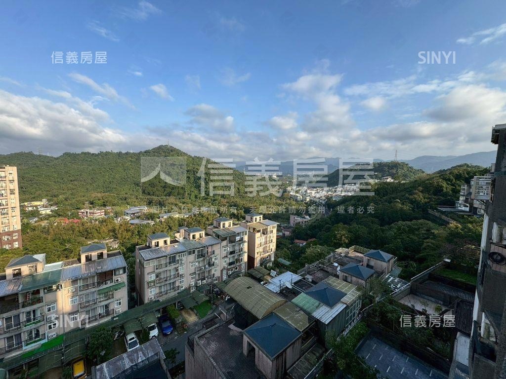 綠意盎然美麗打通透天房屋室內格局與周邊環境