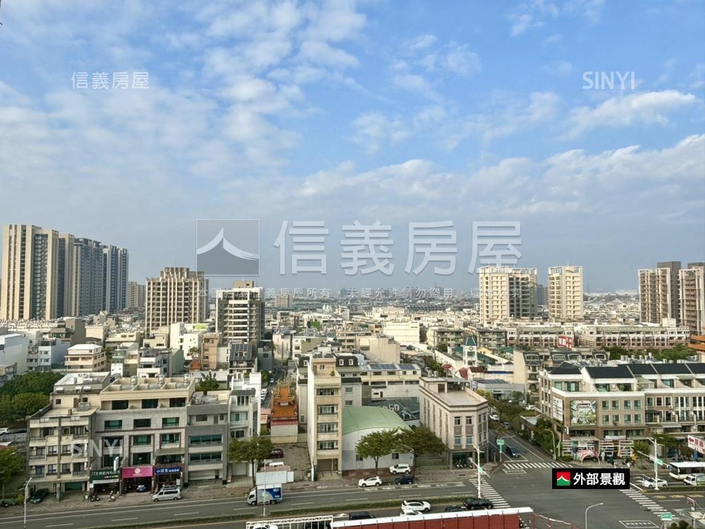 一品樓全新高樓景觀宅平車房屋室內格局與周邊環境