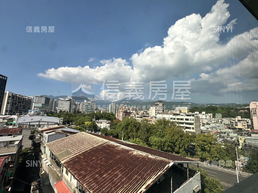 【雅宴】電梯兩房首選房屋室內格局與周邊環境