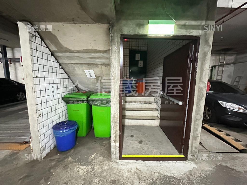 【雅宴】電梯兩房首選房屋室內格局與周邊環境