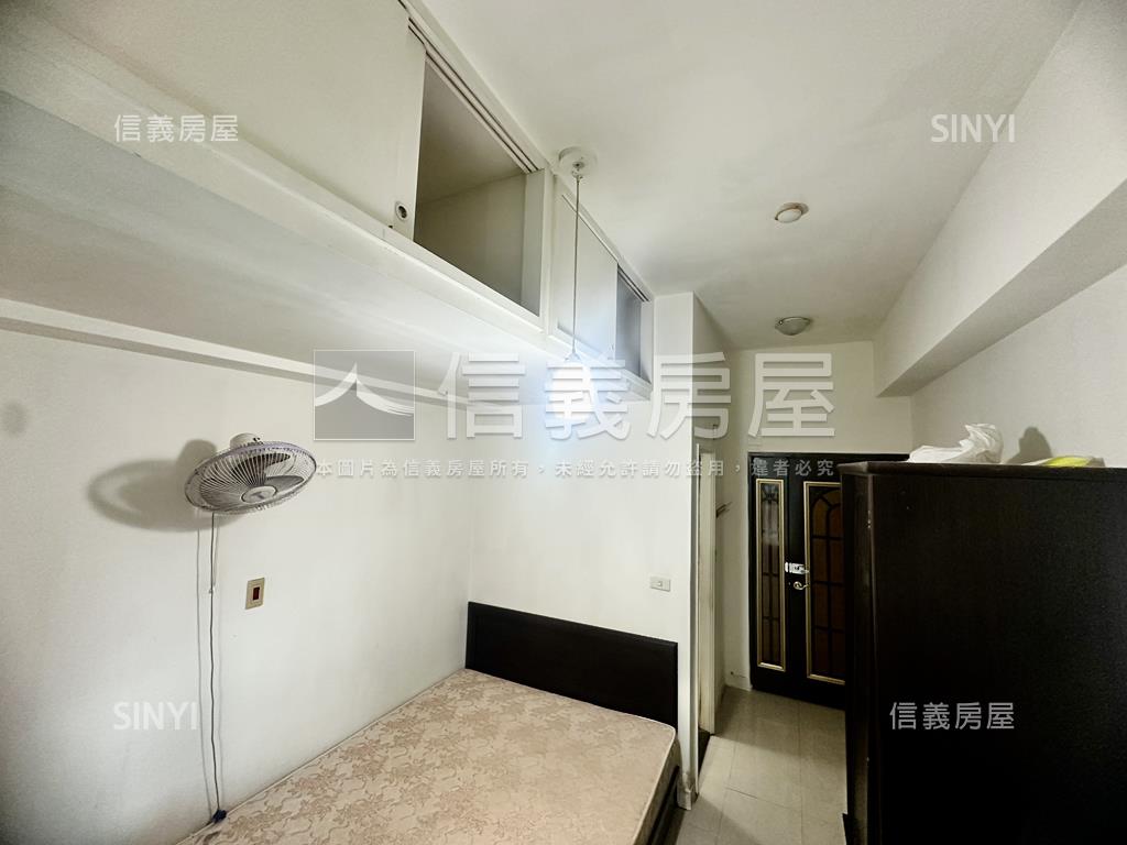 仁愛特區稀有小套房房屋室內格局與周邊環境