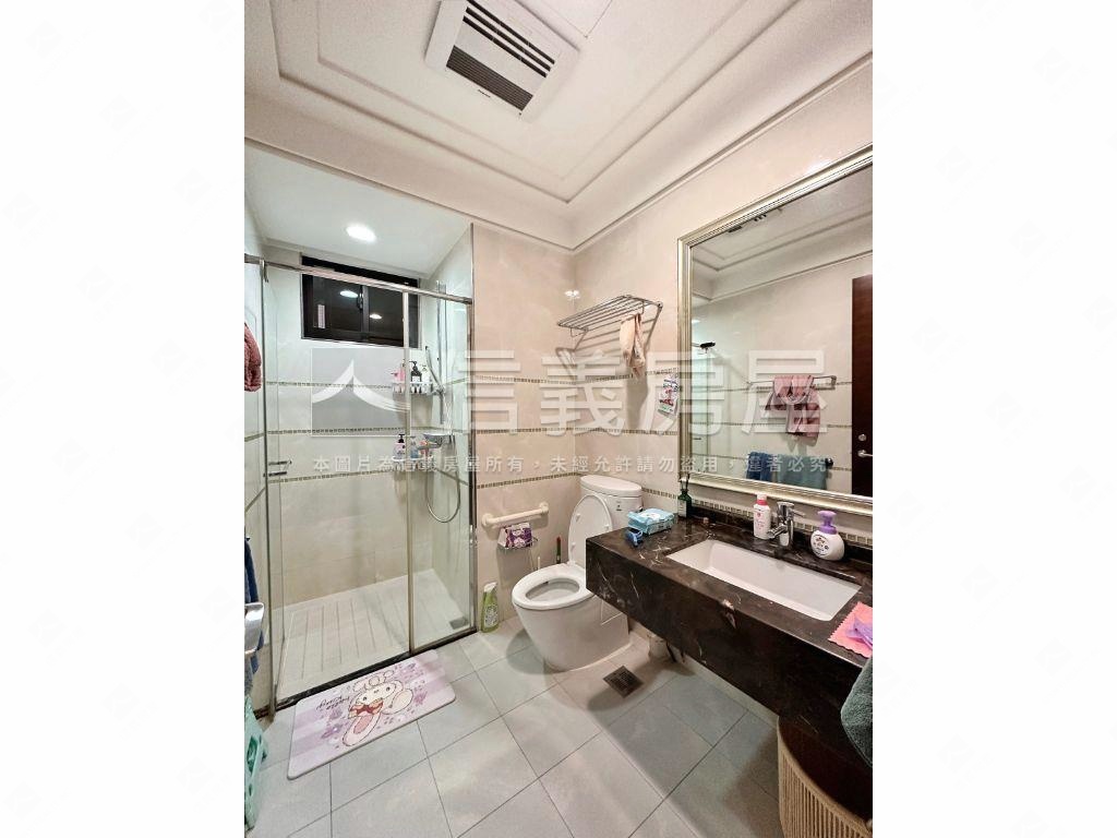 錸儷‧稀有精美露臺戶房屋室內格局與周邊環境