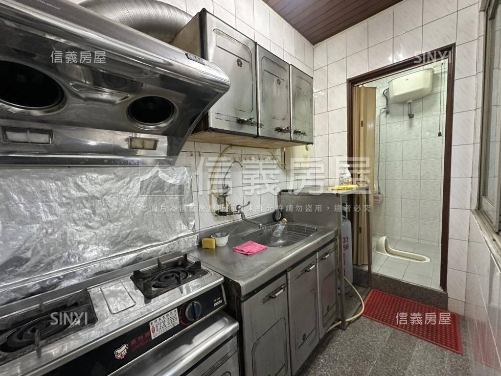 總安路一段獨院透天房屋室內格局與周邊環境