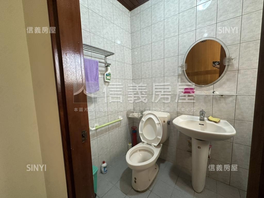 總安路一段獨院透天房屋室內格局與周邊環境