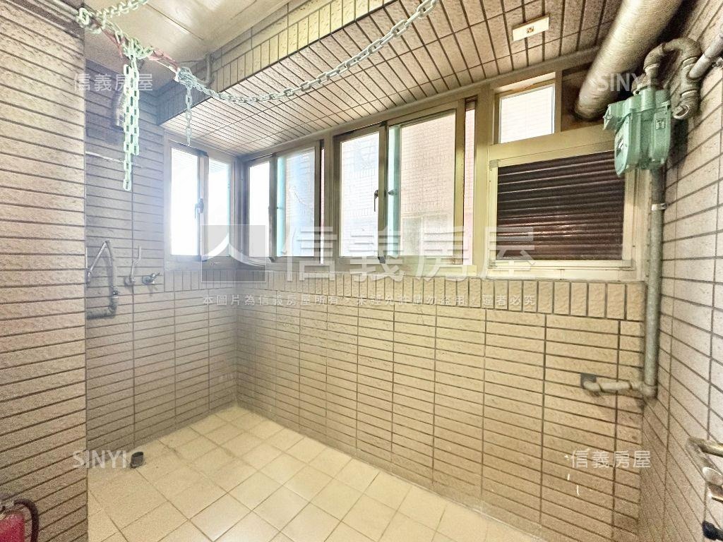 元氣高樓邊間採光視野俱全房屋室內格局與周邊環境