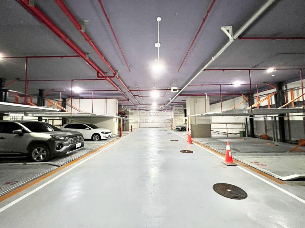 仰星殿｜邊間２房平移車位房屋室內格局與周邊環境
