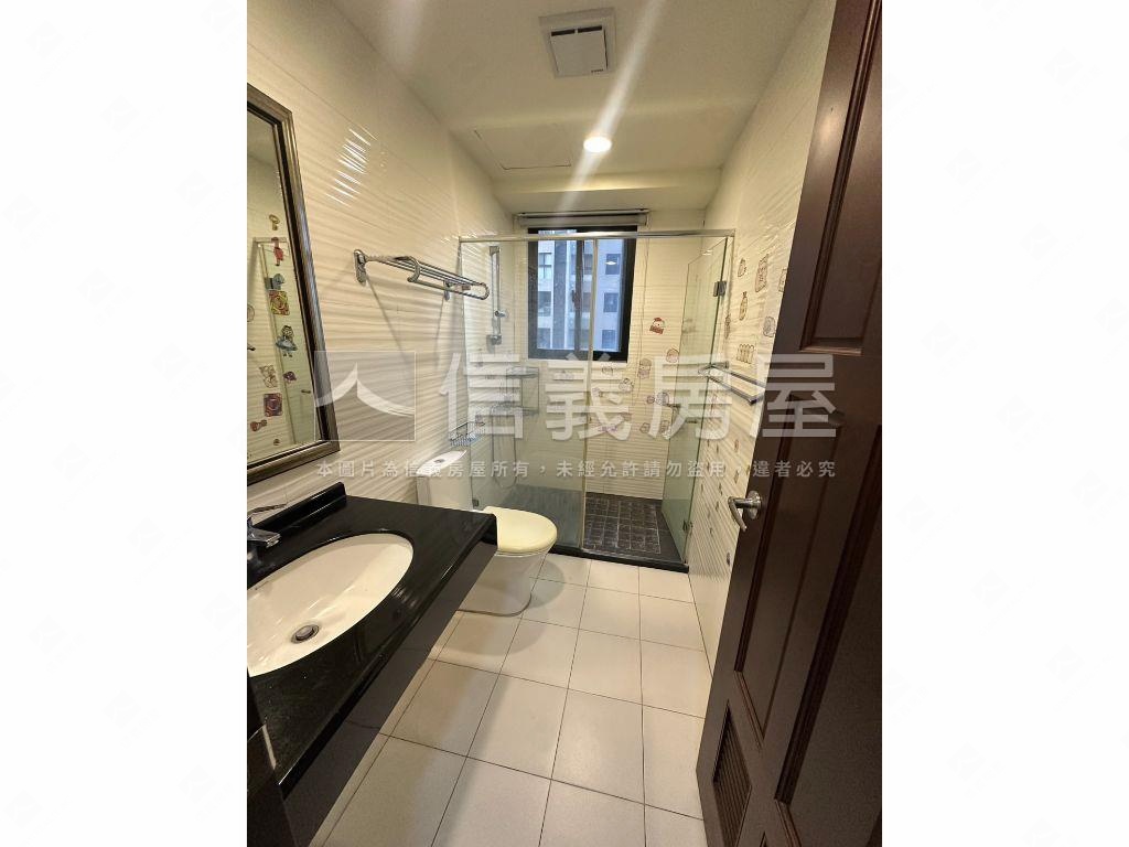 出價談！雲世紀三房雙車位房屋室內格局與周邊環境