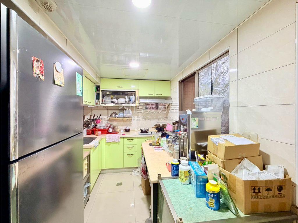 民安西路四房來哩房屋室內格局與周邊環境