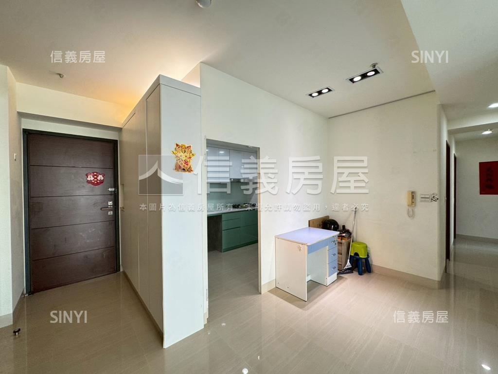 睿海溫馨三房車位房屋室內格局與周邊環境