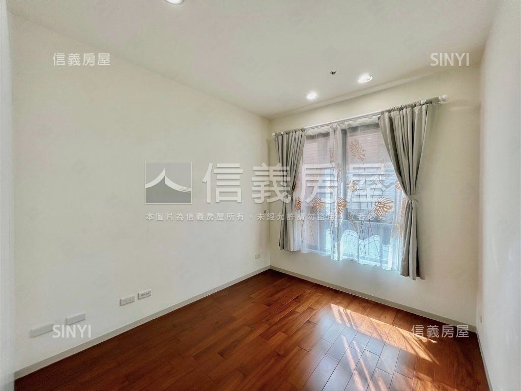 睿海高樓採光三房車位房屋室內格局與周邊環境