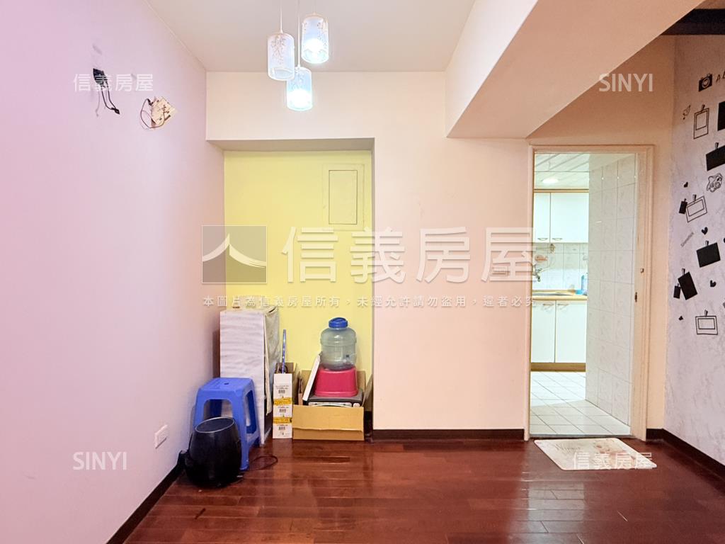 大有冠倫大國３房房屋室內格局與周邊環境