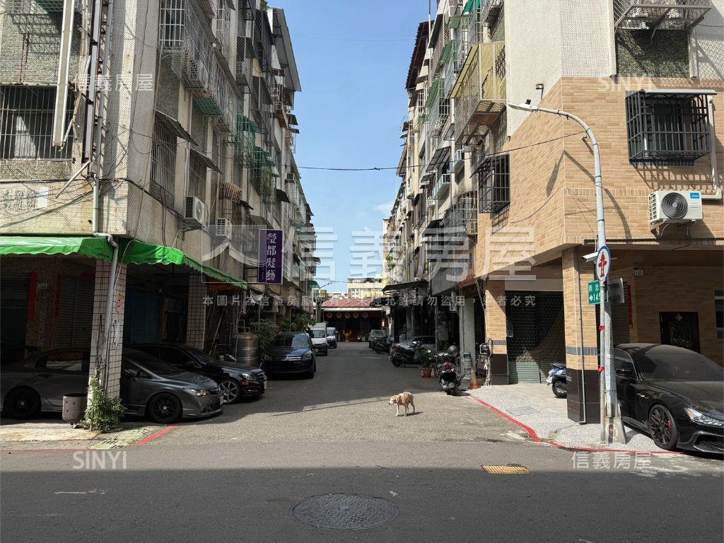 近輕軌騎樓公寓１＋２樓房屋室內格局與周邊環境