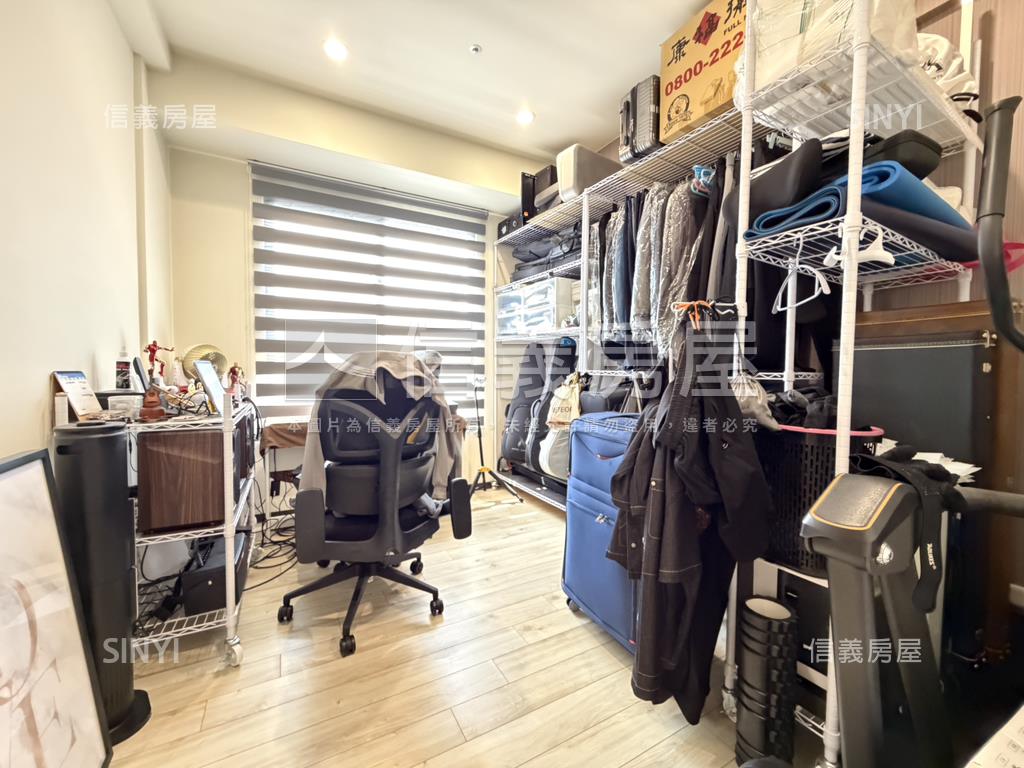 中港層峰百萬裝潢三房平車房屋室內格局與周邊環境