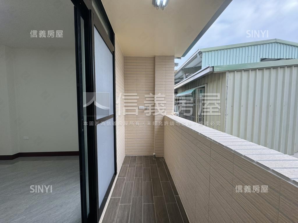 哈瑪星捷運站翻新金透店房屋室內格局與周邊環境