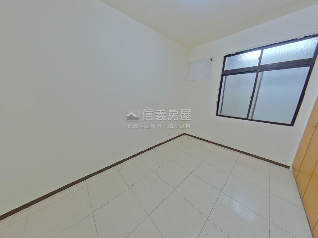 方正３房一樓房屋室內格局與周邊環境