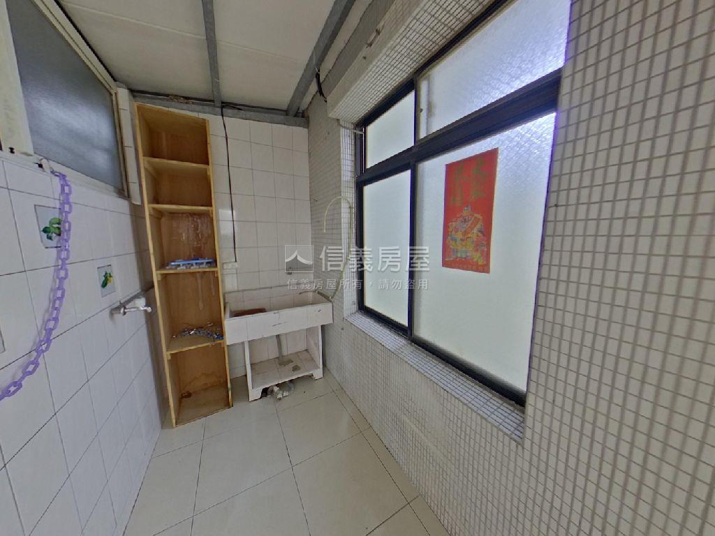 方正３房一樓房屋室內格局與周邊環境