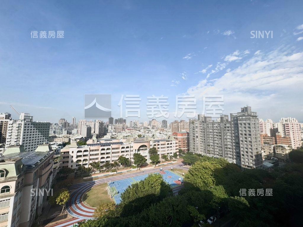 園道旁採光大三房雙車房屋室內格局與周邊環境