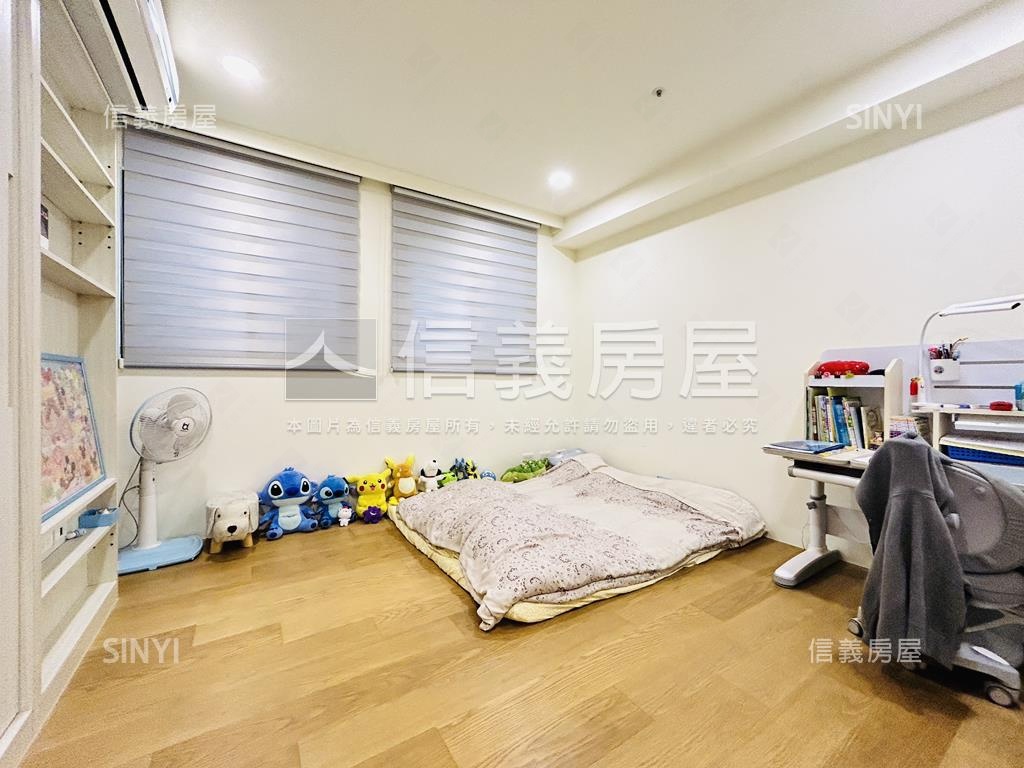 新世界景觀優雅大２房房屋室內格局與周邊環境