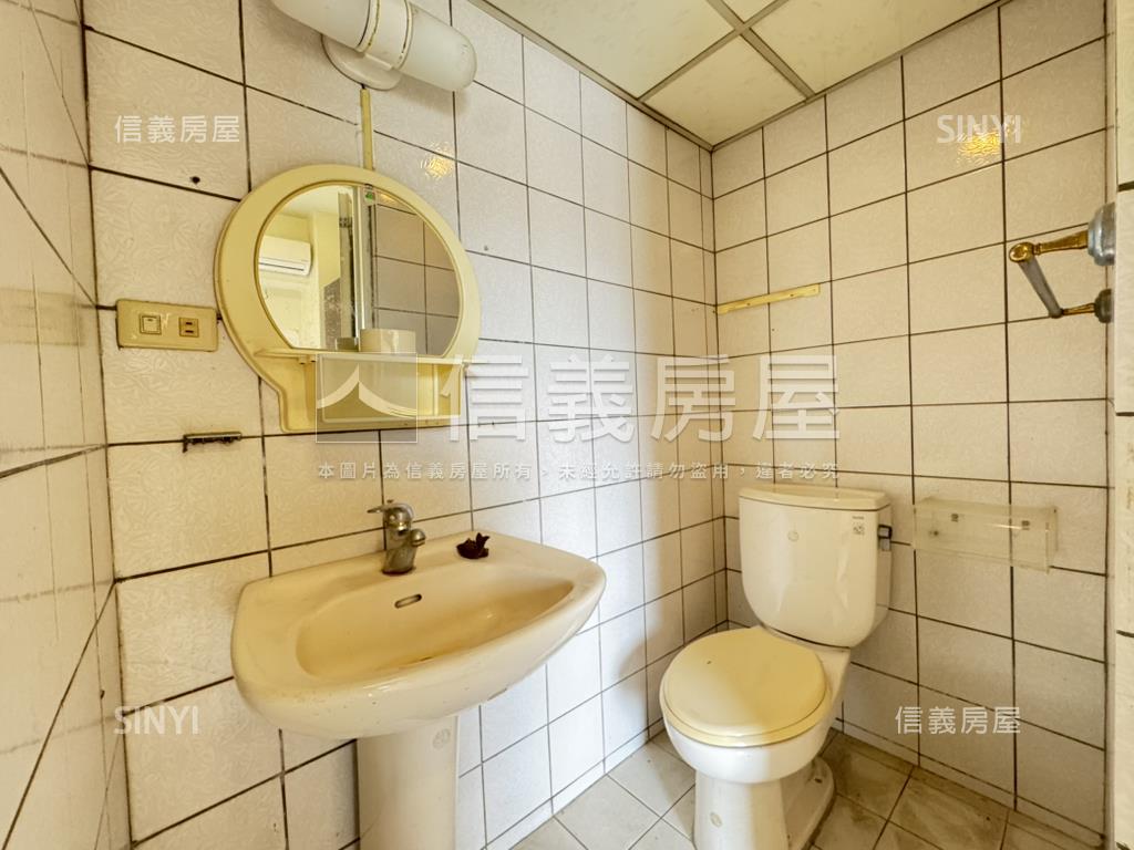 蘭開夏三房房屋室內格局與周邊環境