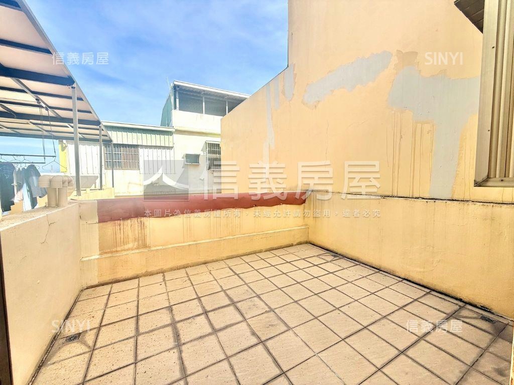 仁雄商圈正街透天房屋室內格局與周邊環境