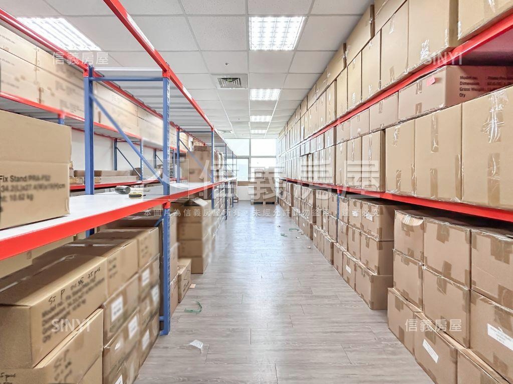 高樓美景辦公室附雙車位房屋室內格局與周邊環境