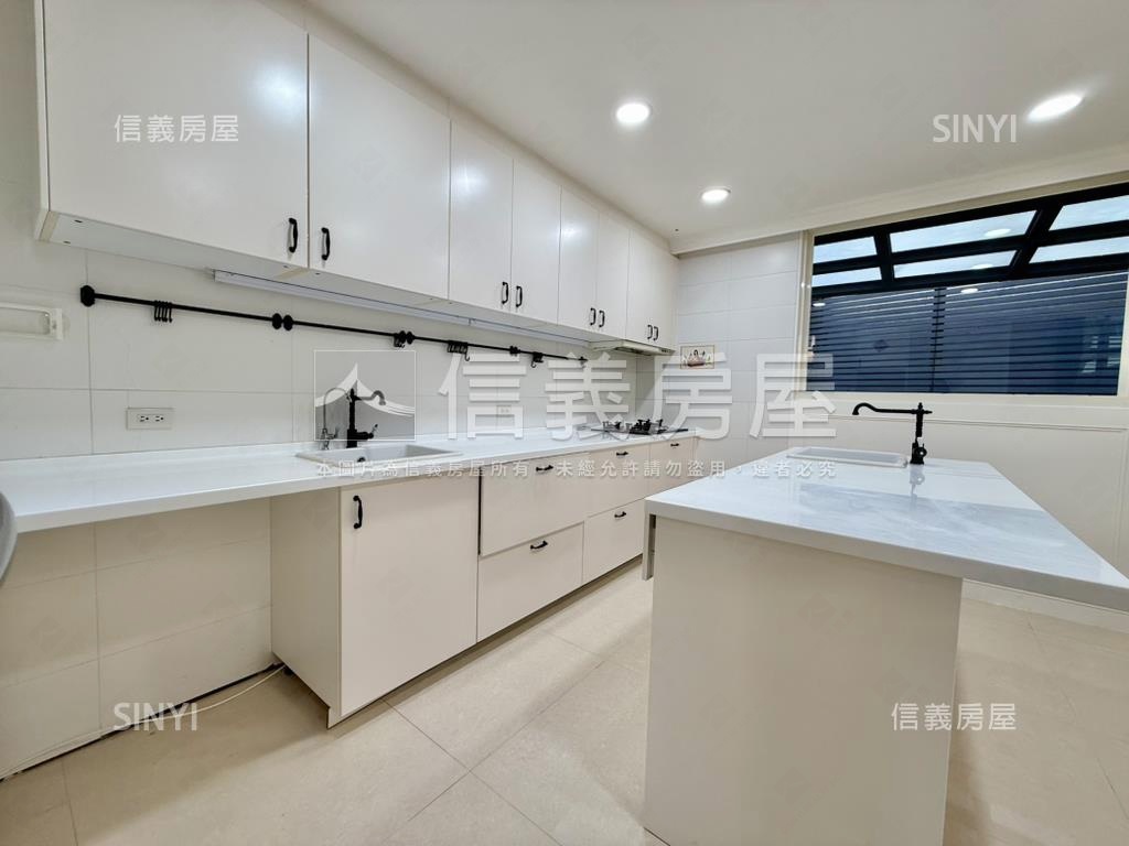 【有電梯】專任車庫別墅房屋室內格局與周邊環境