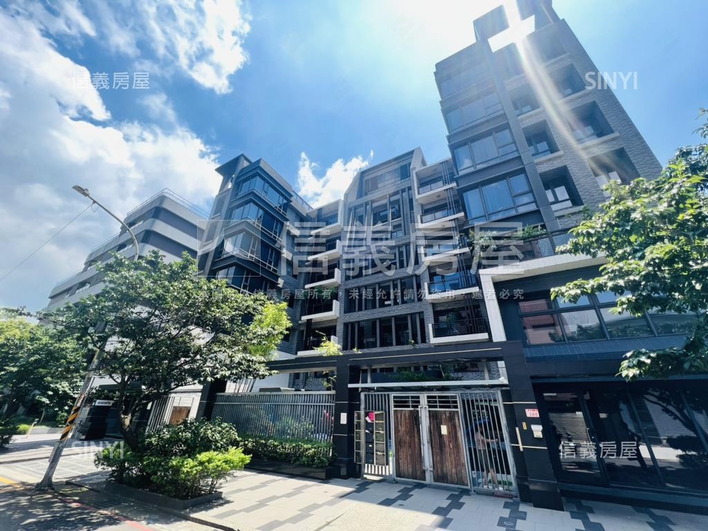 Ａ８八元及第雙車位美屋房屋室內格局與周邊環境