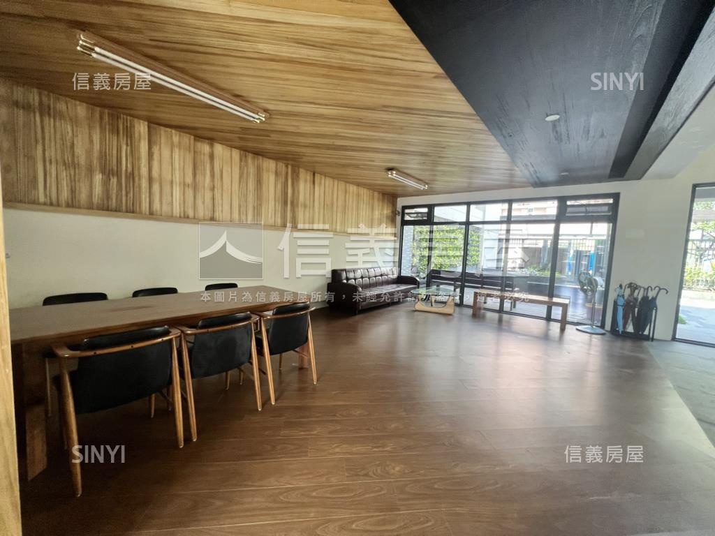 Ａ８八元及第雙車位美屋房屋室內格局與周邊環境