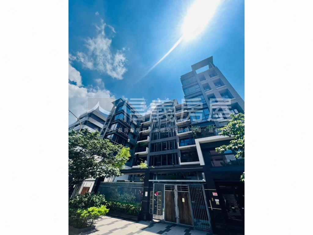 Ａ８八元及第雙車位美屋房屋室內格局與周邊環境
