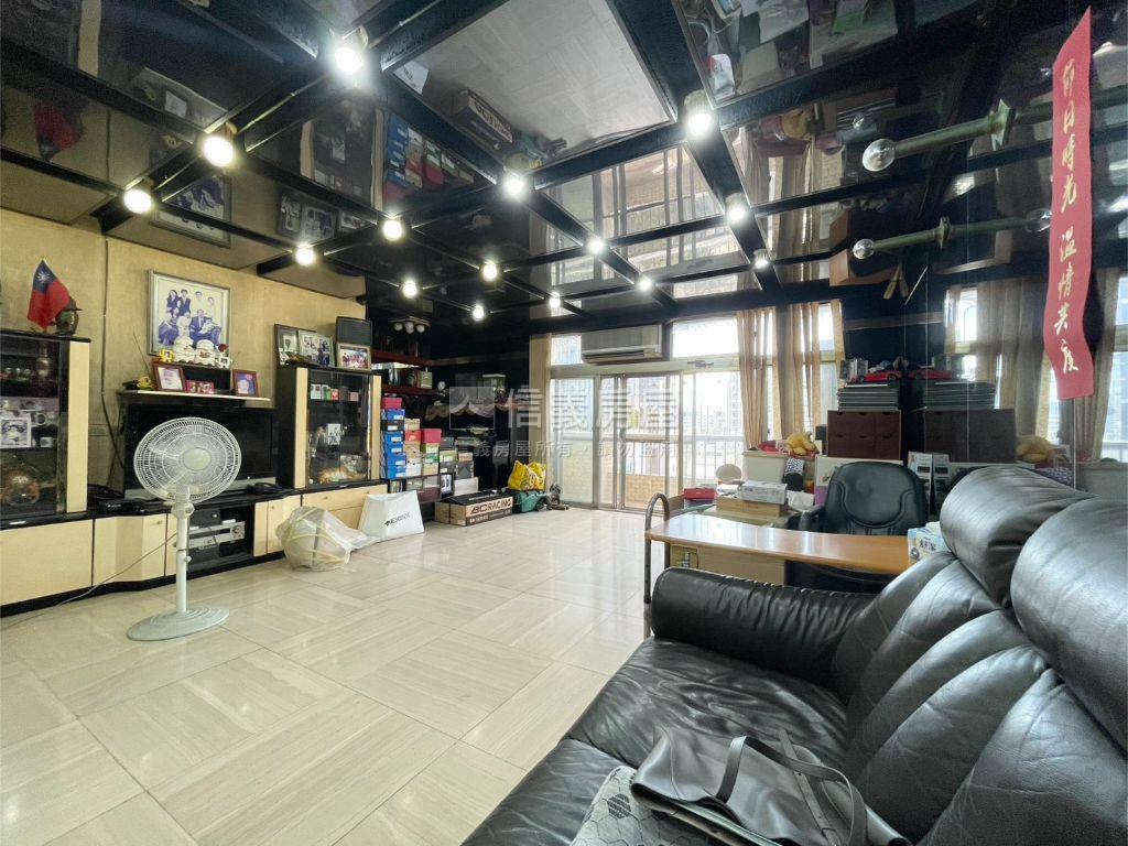 新★忠孝復興捷運國泰大戶房屋室內格局與周邊環境
